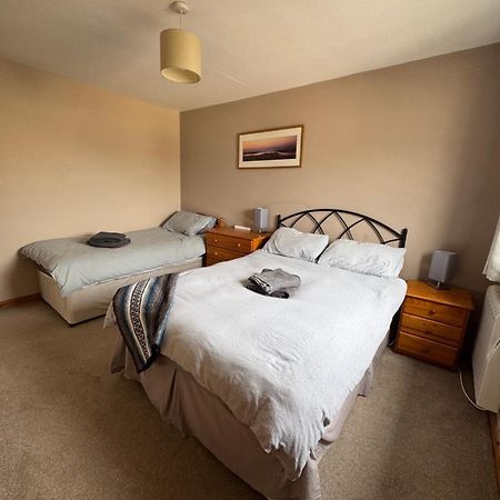 Appartement Taigh Nam Piobaireach à Balivanich Extérieur photo